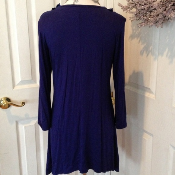 Status Amazing blue color tunic, ruffle neckline - Picture 3 of 10